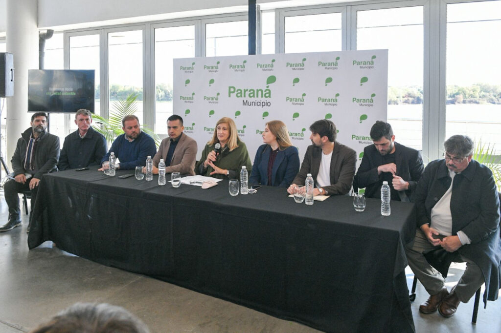 La Municipalidad de Paraná concesionó el nuevo sistema de transporte urbano