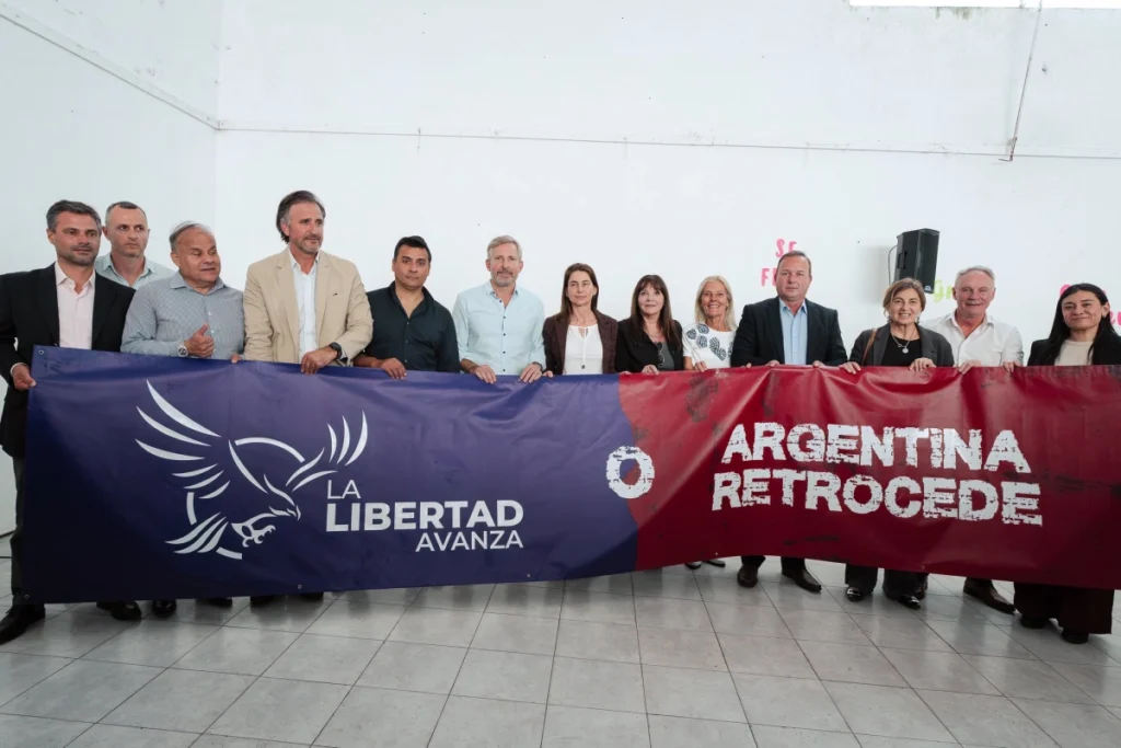 El oficialismo provincial lanzó la campaña