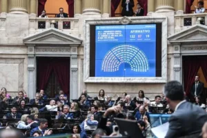 El oficialismo logró aprobar el Presupuesto 2026 en Diputados, pero sufrió un revés
